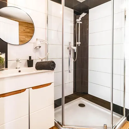 Alex Lubin Holiday home