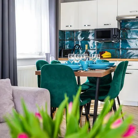 Alex Lubin Holiday home *